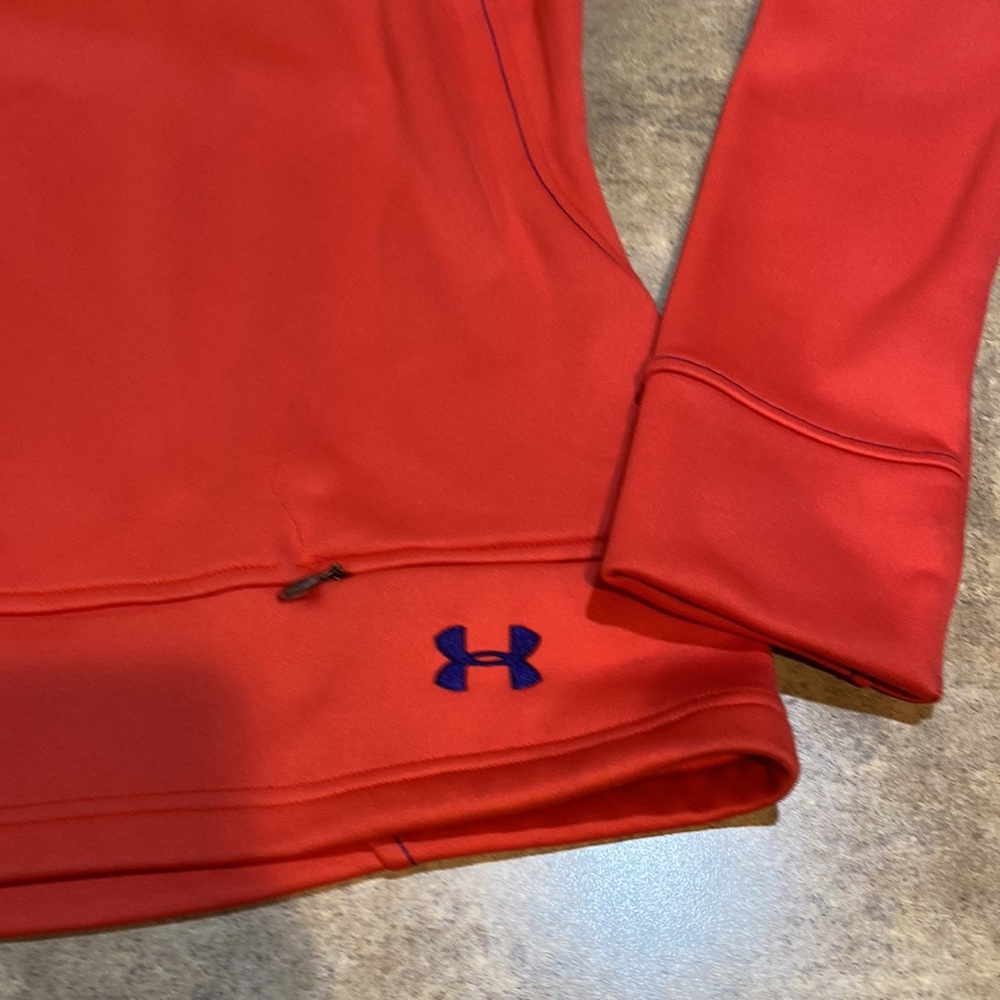 Women’s Under Armour 1/4 zip shirt, size XL - Picture 2 of 7